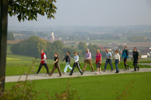 Nordic Walking in der Gruppe in Bad Griesbach